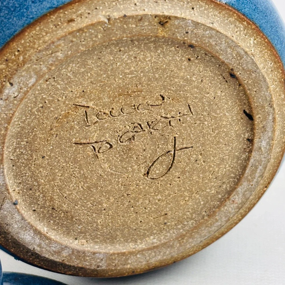 Down to Earth Pottery Canister Blue Stoneware‎ The Light Of The World John 9:5